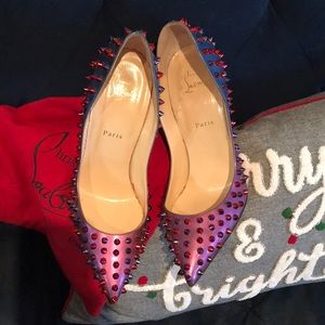 Christian Louboutin Studded pump